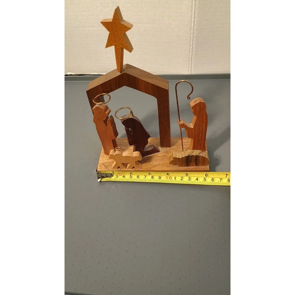 Jerry Krider Nativity Scene Unisex OS Brown Excellent Mixed Wood Signed 2004 Art